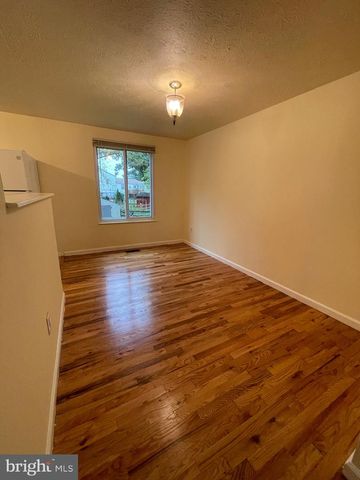 18315 QUONDAL CT, Gaithersburg, MD 20877
