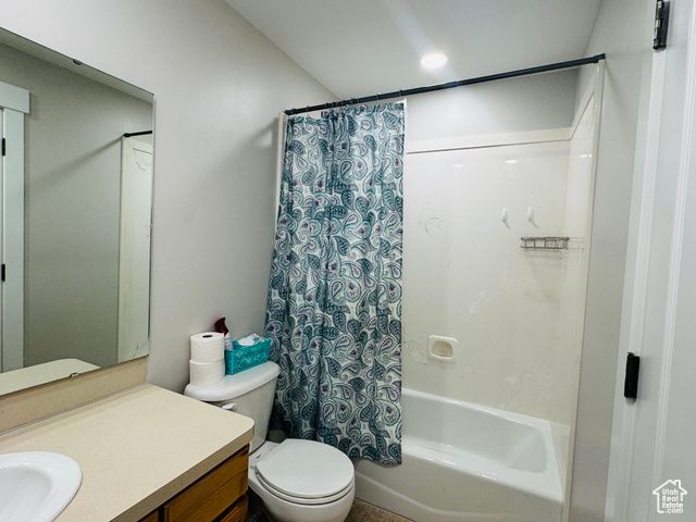2552 W 2025 N, Clinton, UT 84015