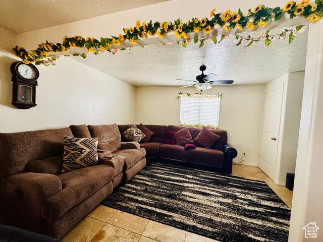 2552 W 2025 N, Clinton, UT 84015