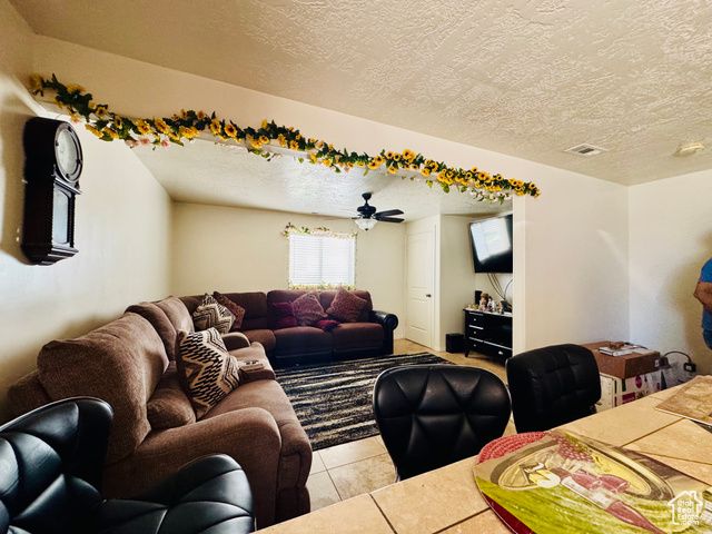 2552 W 2025 N, Clinton, UT 84015