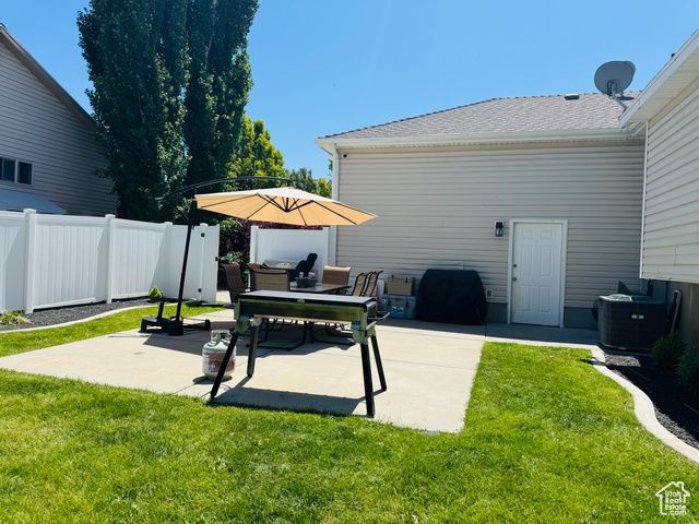 2552 W 2025 N, Clinton, UT 84015