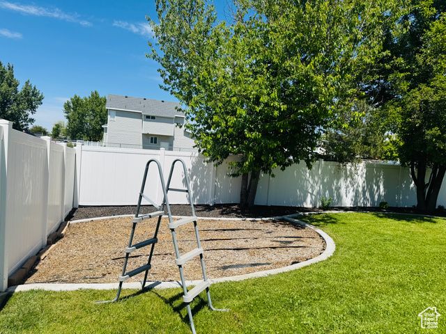 2552 W 2025 N, Clinton, UT 84015