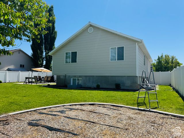 2552 W 2025 N, Clinton, UT 84015