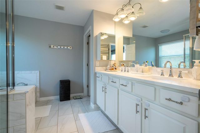 5185 DOVE TREE STREET, Orlando, FL 32811