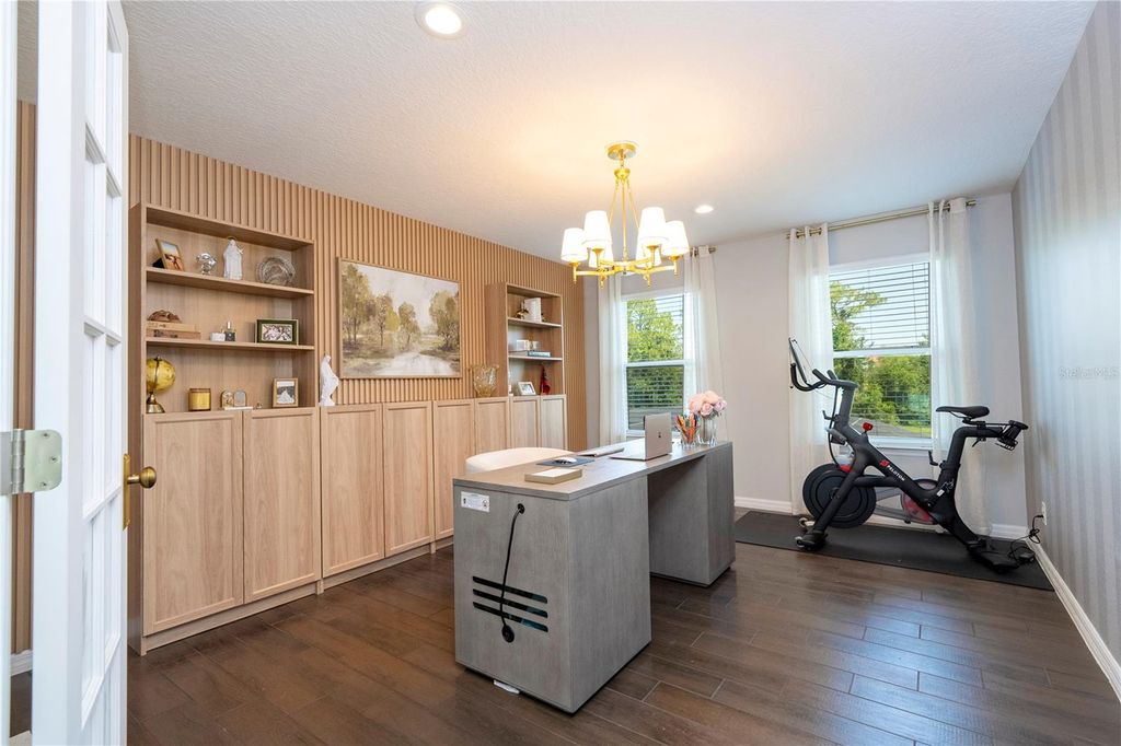 Image 31 of property listing at 5185 DOVE TREE STREET, Orlando, FL 32811
