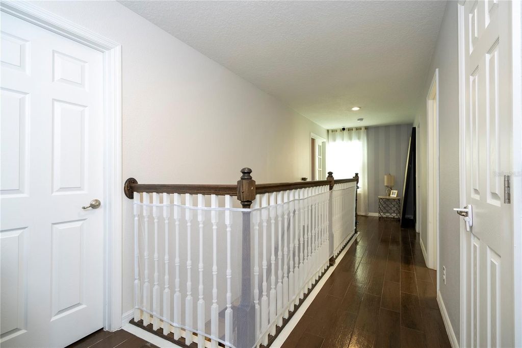 Image 34 of property listing at 5185 DOVE TREE STREET, Orlando, FL 32811