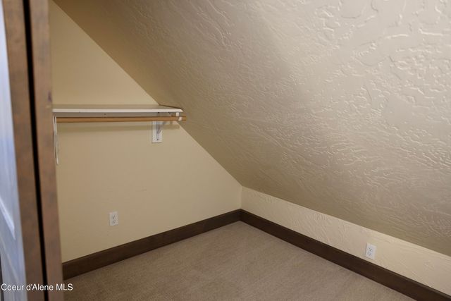 22 Welty Dr, Dover, ID 83825