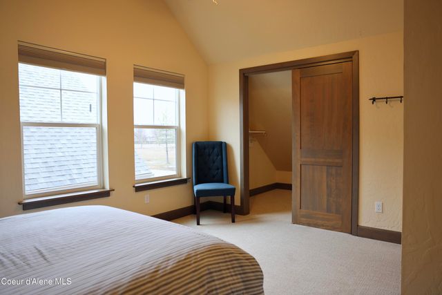 22 Welty Dr, Dover, ID 83825