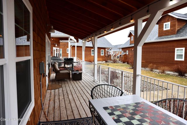 22 Welty Dr, Dover, ID 83825
