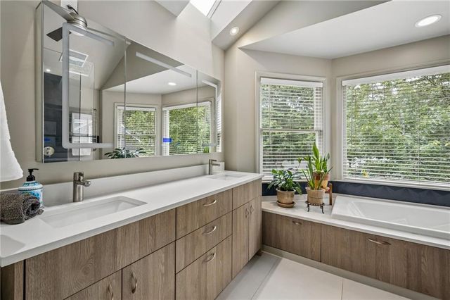 1861 Mclendon Avenue NE, Atlanta, GA 30307