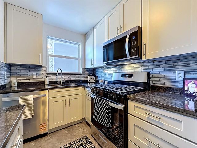 3018 59TH STREET S 102, Gulfport, FL 33707