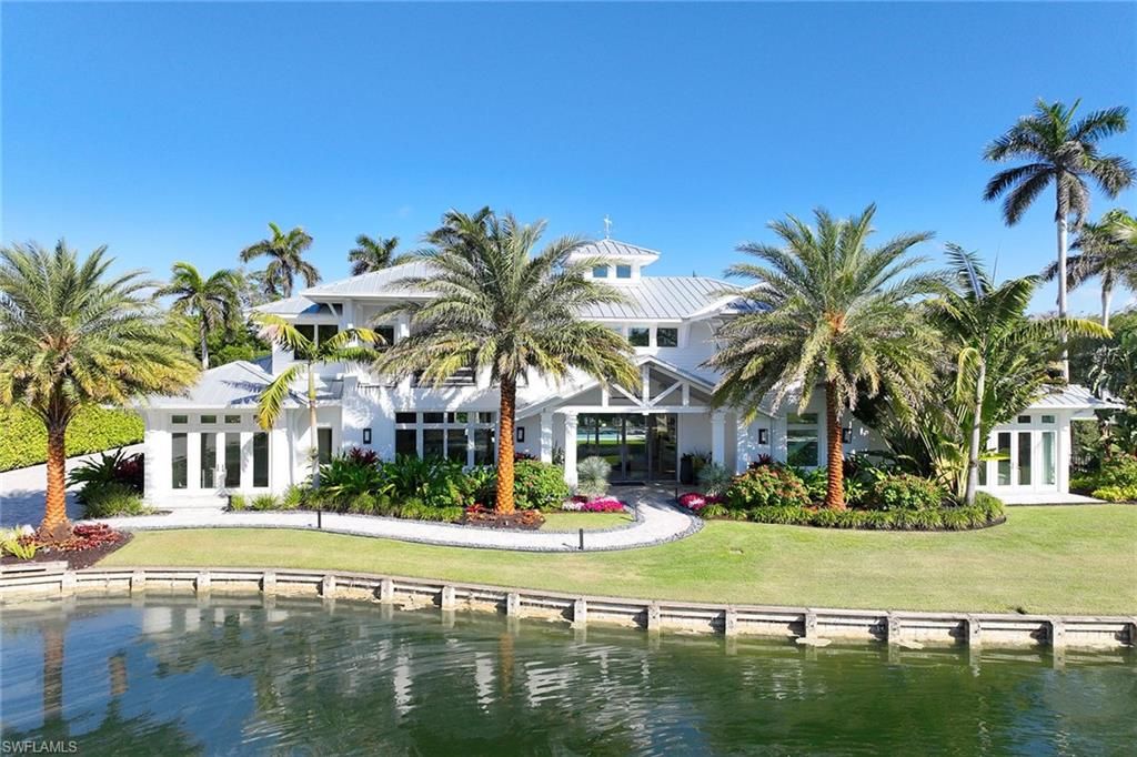 175 Center ST, Naples, FL 34108