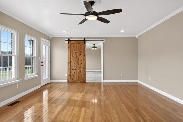 2408 Shellsford Rd, Mcminnville, TN 37110