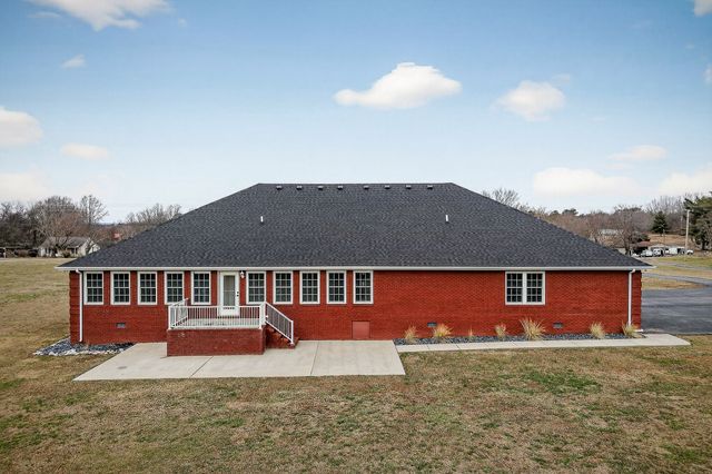 2408 Shellsford Rd, Mcminnville, TN 37110