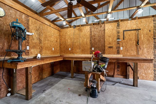 2408 Shellsford Rd, Mcminnville, TN 37110