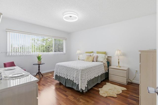 1200 SW 137th Ave 308E, Pembroke Pines, FL 33027