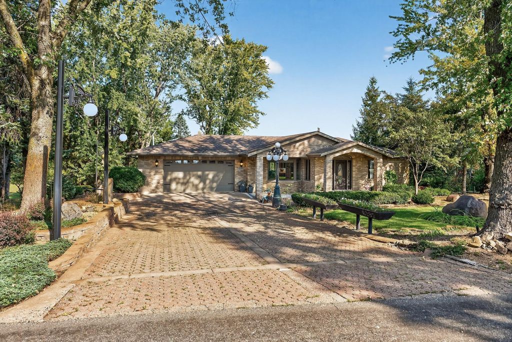 6295 144th Avenue NW, Ramsey, MN 55303