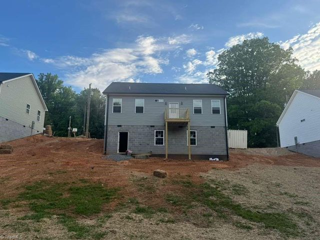 134 Pinnix Street, Jonesville, NC 28642