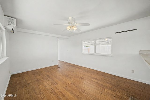 535 S ALMA SCHOOL Road 124, Mesa, AZ 85210
