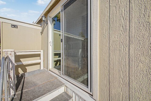 535 S ALMA SCHOOL Road 124, Mesa, AZ 85210
