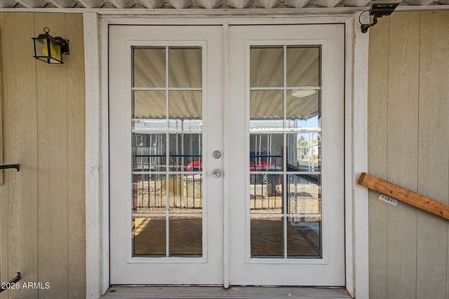 535 S ALMA SCHOOL Road 124, Mesa, AZ 85210