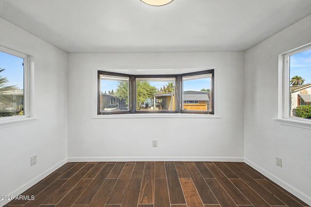 535 S ALMA SCHOOL Road 124, Mesa, AZ 85210