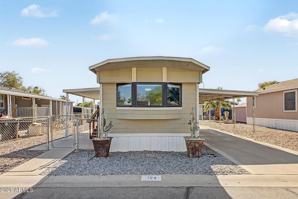 535 S ALMA SCHOOL Road 124, Mesa, AZ 85210 — photo 2