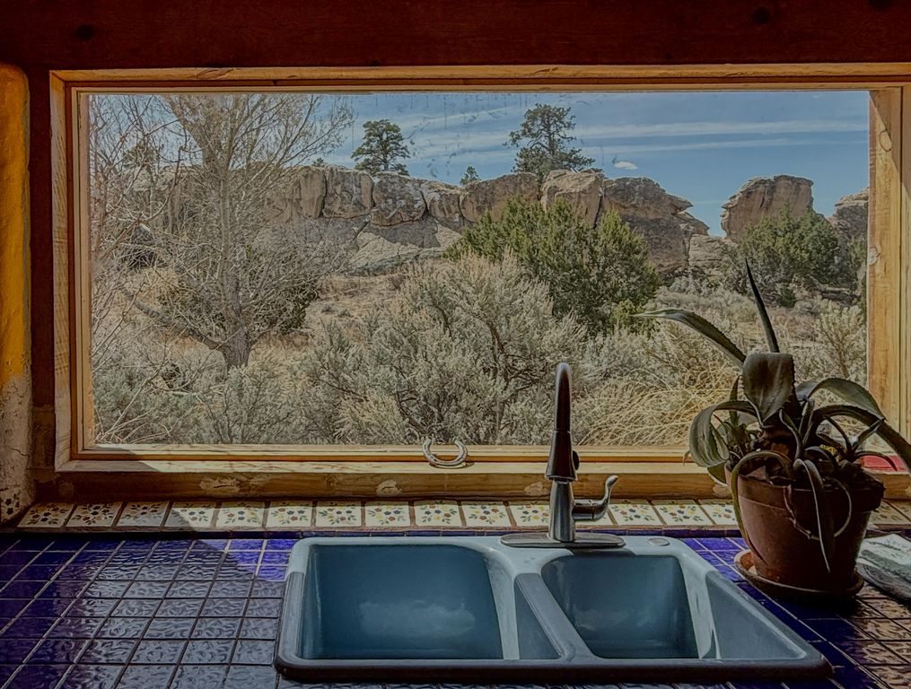 Image 11 of property listing at 33 KESTREL Road, Ramah, NM 87321