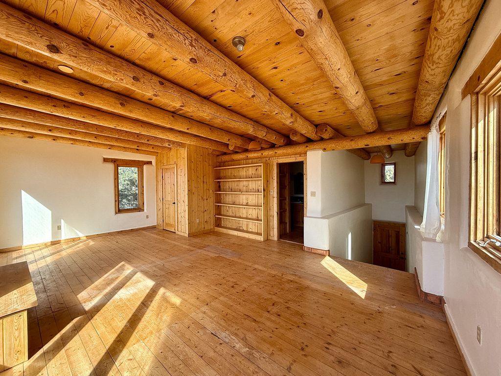 Image 13 of property listing at 33 KESTREL Road, Ramah, NM 87321