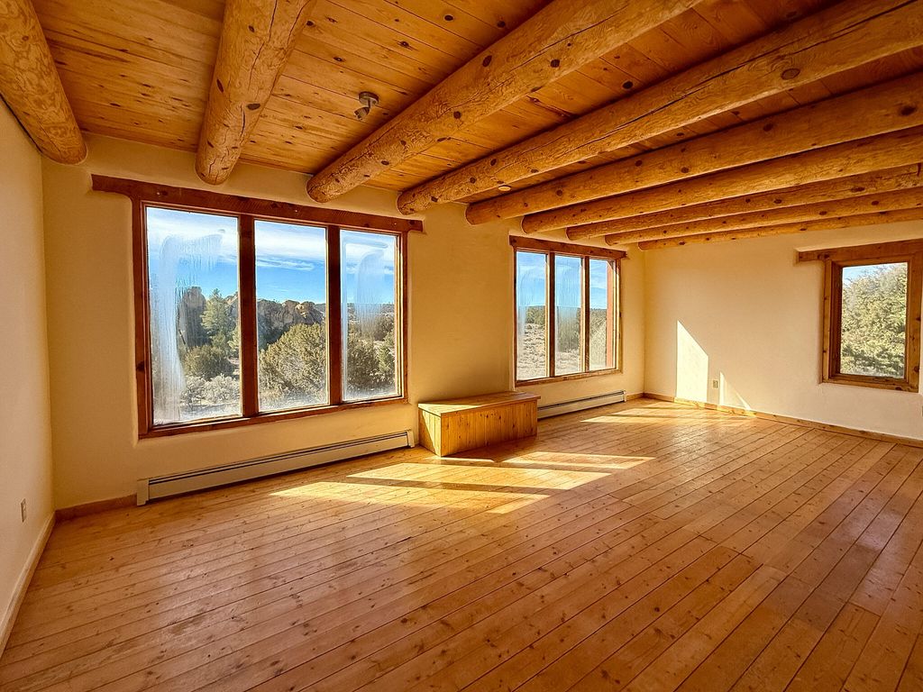 Image 15 of property listing at 33 KESTREL Road, Ramah, NM 87321