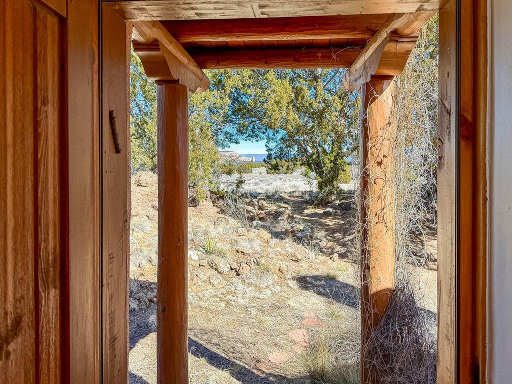 Image 24 of property listing at 33 KESTREL Road, Ramah, NM 87321