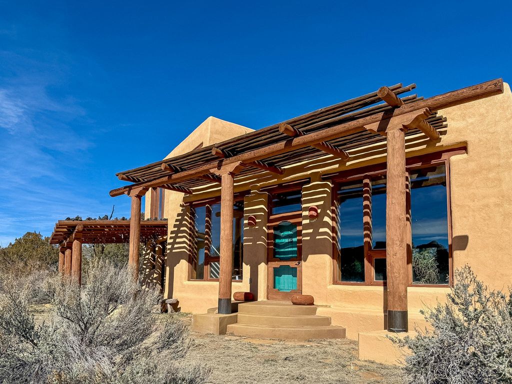 Image 28 of property listing at 33 KESTREL Road, Ramah, NM 87321