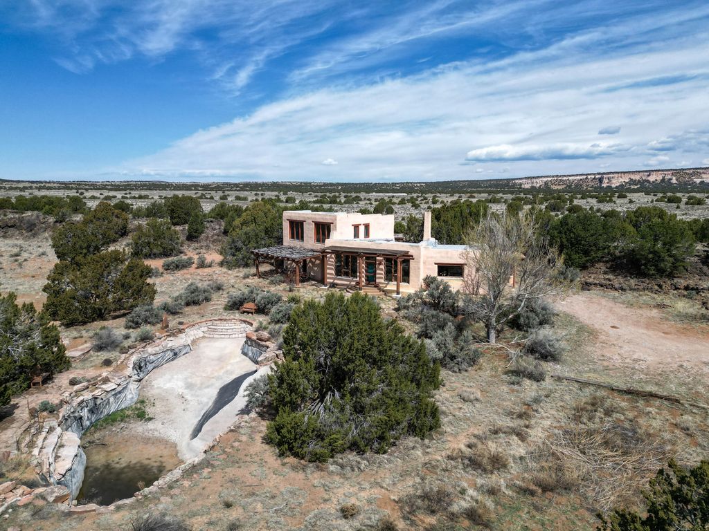 Image 39 of property listing at 33 KESTREL Road, Ramah, NM 87321