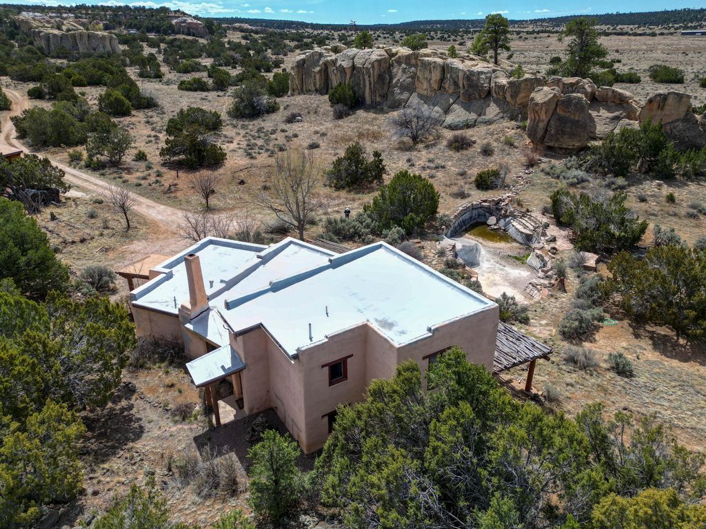 Image 43 of property listing at 33 KESTREL Road, Ramah, NM 87321