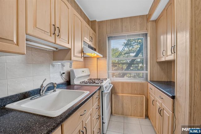 3081 Edwin Avenue 3G, Fort Lee, NJ 07024