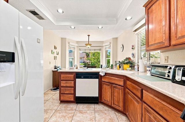 29028 Willow Creek, Highland, CA 92346