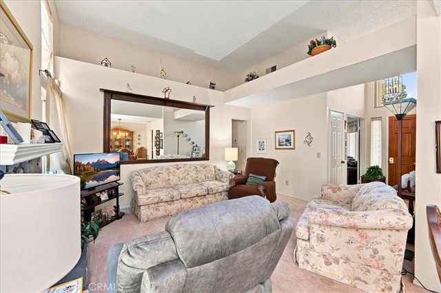 29028 Willow Creek, Highland, CA 92346