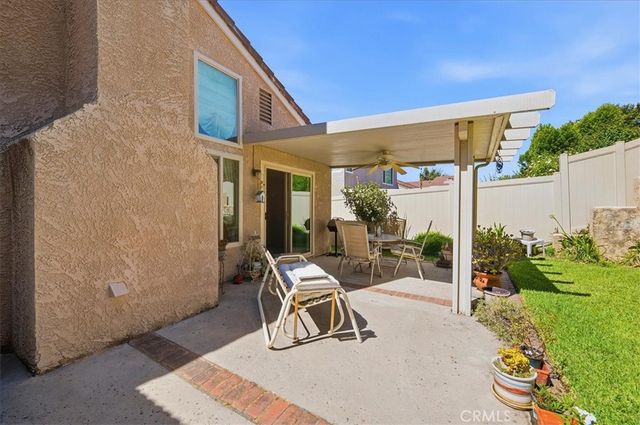 29028 Willow Creek, Highland, CA 92346