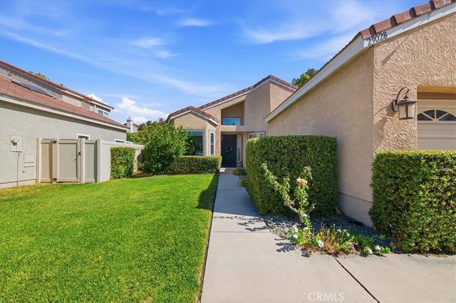 29028 Willow Creek, Highland, CA 92346