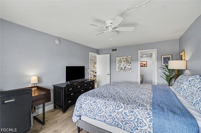 2912 Oleander ST B3, St James City, FL 33956