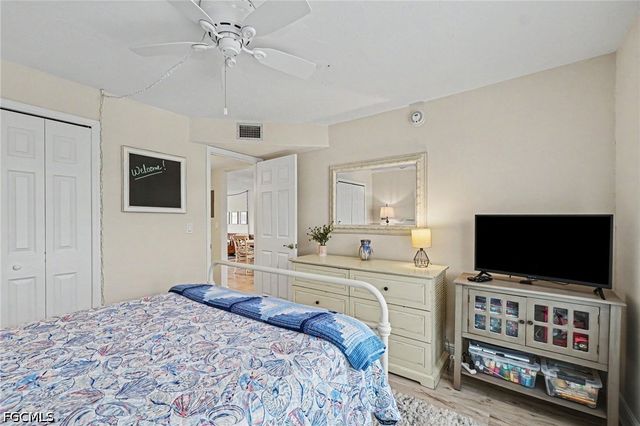 2912 Oleander ST B3, St James City, FL 33956