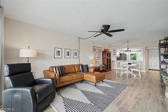 2912 Oleander ST B3, St James City, FL 33956