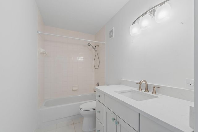 2406 SW Danbury Lane, Palm City, FL 34990