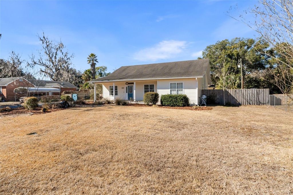 14904 NE 143 TERRACE, Waldo, FL 32694