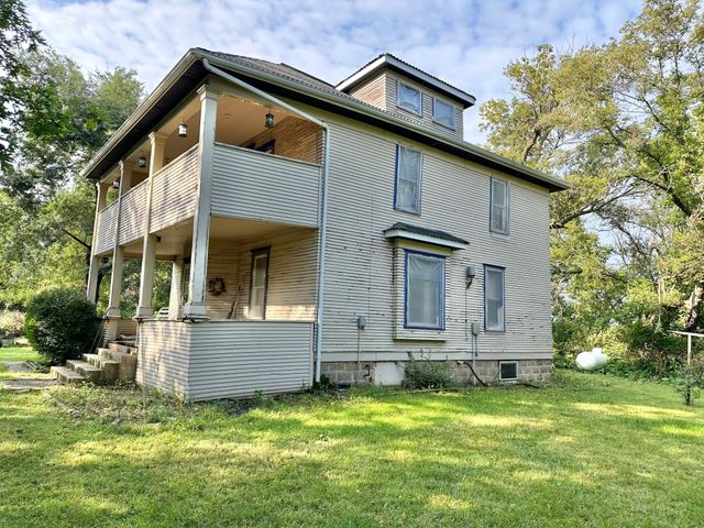 940 251st Street, Jasper, MN 56144