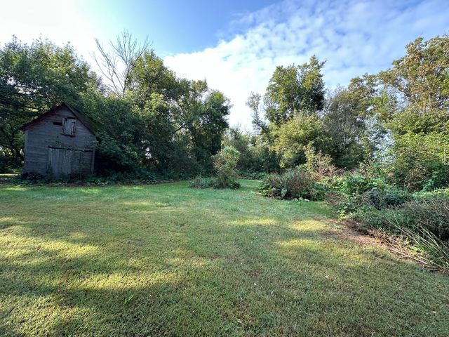 940 251st Street, Jasper, MN 56144