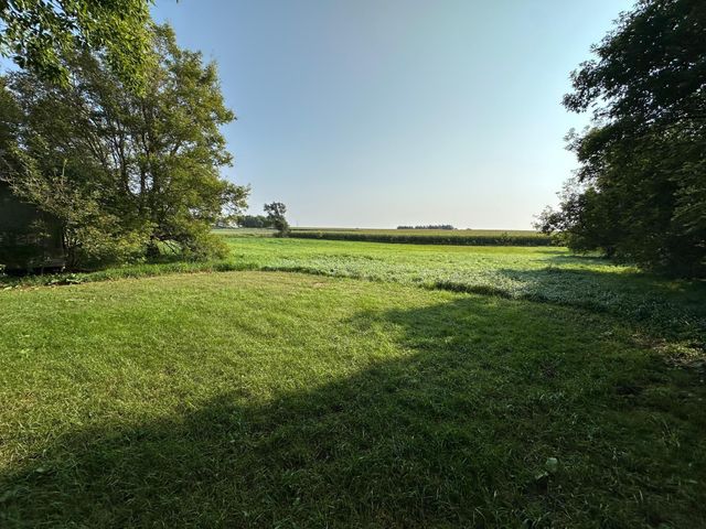 940 251st Street, Jasper, MN 56144