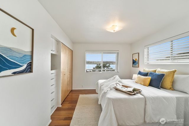 711 Shore Drive, Bremerton, WA 98310