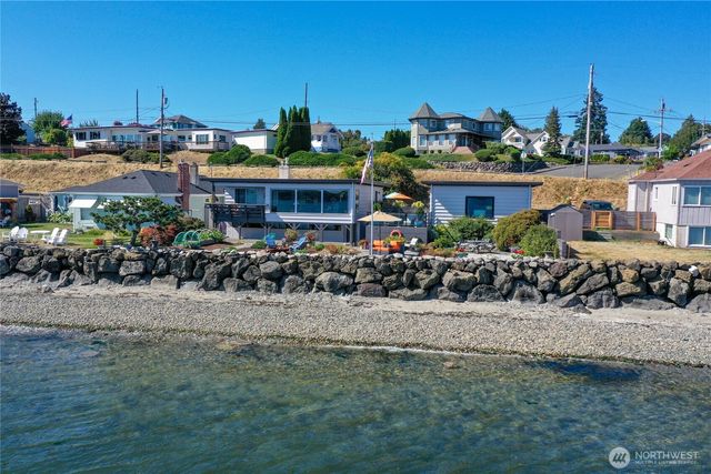 711 Shore Drive, Bremerton, WA 98310
