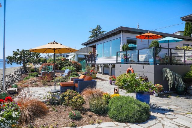 711 Shore Drive, Bremerton, WA 98310